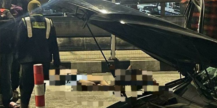 Police under fire as car crash kills three on Lagos Lekki Bridge