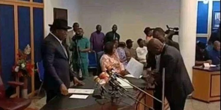 Fubara takes charge in Rivers State as Council chairmen take oath