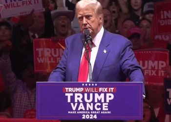 Backlash after comedian at Trump rally calls Puerto Rico ‘island of garbage’