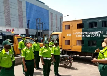 Taskforce impounds 70 vehicles over violation of traffic laws in Lagos