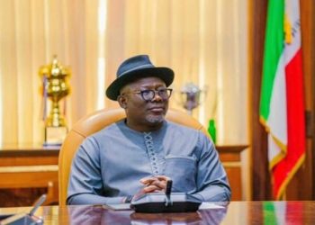 Oborevwori presents staff of office to new Asagba of Asaba