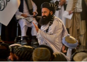 Suicide bomber kills Afghan refugee minister in Kabul