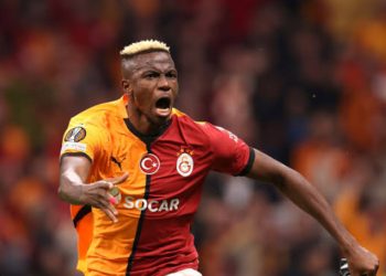 PSG target Osimhen, but striker pledges Galatasaray stay