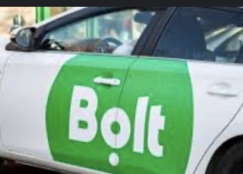 Commuters struggle with rising transport fares this holiday season