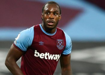 West Ham’s Antonio stable after traffic accident