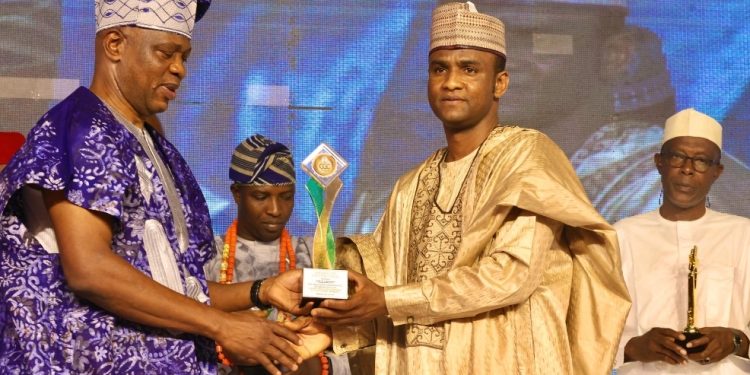 Customs recognises outstanding officers at Excellence Awards Night