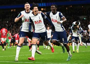 Tottenham defeat Manchester United 4-3 in thrilling win