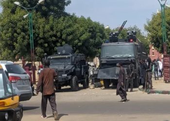 Tension in Kano as heavily armed security personnel take over Emir Sanusi’s palace