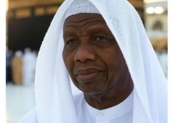 Pastor Adeboye laughs at AI image depicting him as a Muslim