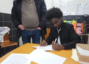 Portugal club signs 19-year-old young Nigerian