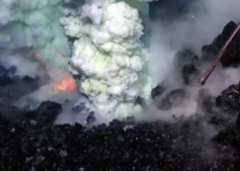 Humanity has found the greatest treasure in its history under the sea, as geothermal energy could power us infinitely. Credits: Public Domain, via Wikimedia Commons