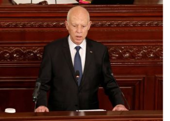 Tunisia president dismisses finance minister