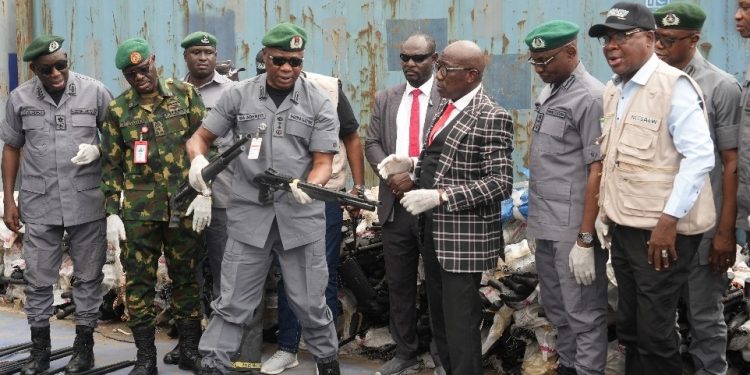 Customs hands over illegal arms to FG