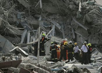 7.7 magnitude earthquake strikes Myanmar