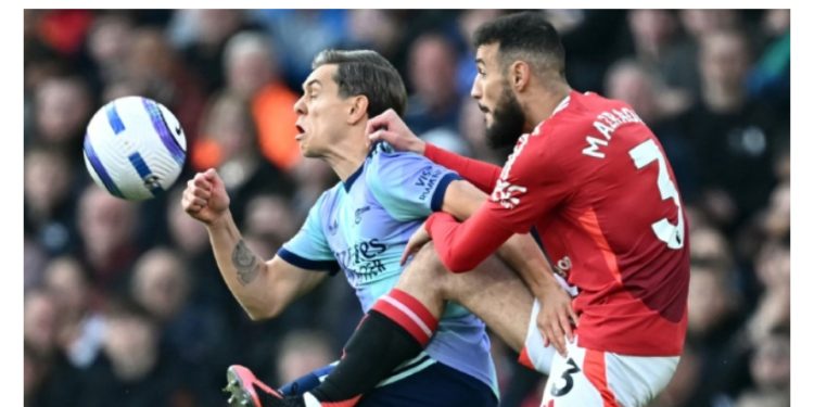 Arsenal sits 15 points behind in Premier league