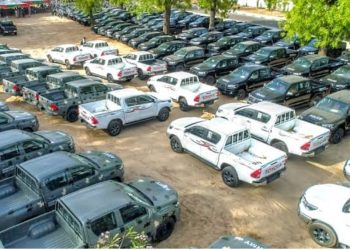 Zulum donates vehicles, houses to boost security