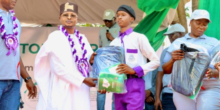 Customs launches CSR to transform communities
