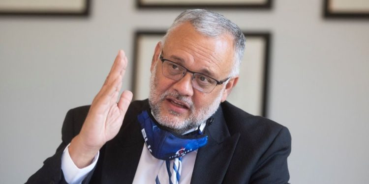 South Africans slam expulsion of US ambassador