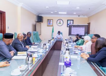 Minister of Finance and Coordinating Minister of the Economy, Mr. Wale Edun and other stakeholders discussing the Naira-Crude deal. [PHOTO CREDIT: Official X page of Federal Ministry of Finance | @FinMinNigeria]
