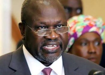 South Sudan edges closer to war