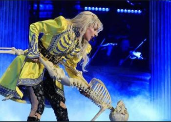 Lady Gaga escapes bomb attack at concert