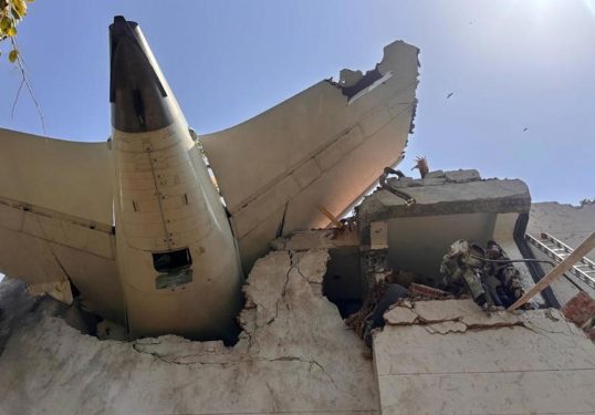 One passenger cheats death in Indian plane crash