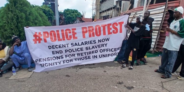 The ongoing police pension protest in Abuja [Photo Credit: Olukayode Jaiyeola]