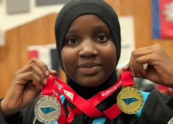 FG gifts teenager who won global English contest N200,000