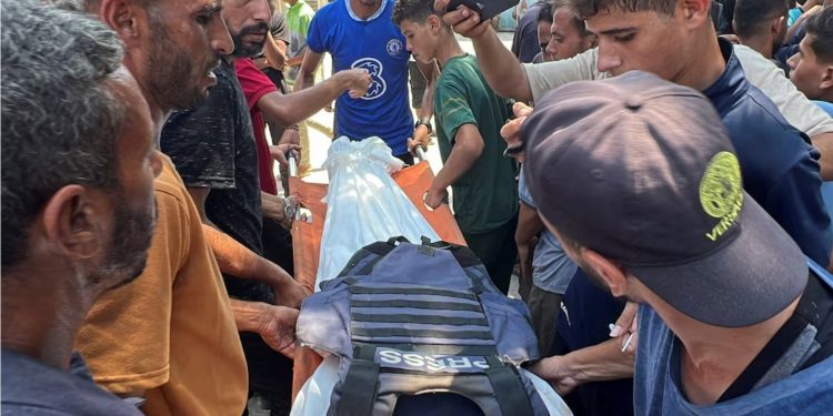 Israel bombs five Palestinian journalists in Gaza