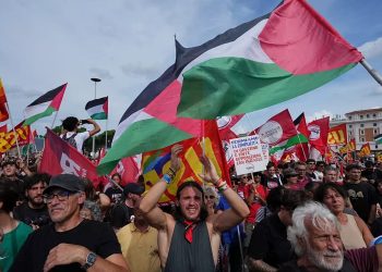 Italians show outrage on carnage in Gaza