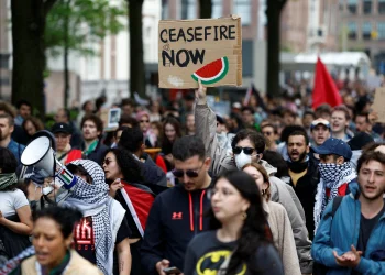 Israeli students protesting