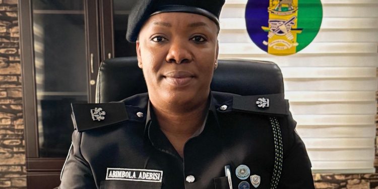 Police arrest security guard for abducting a child