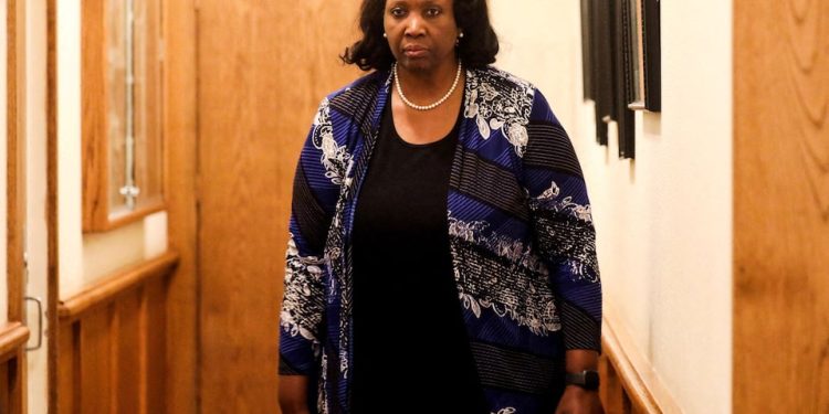 Loan records weaken Trump’s case against Cook