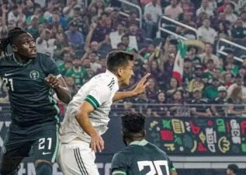 Nigeria dash South Africa extra point, walks tight rope