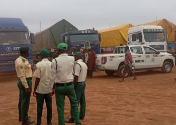 Kwara begins decongestion of Ogbondoroko-Afon Road