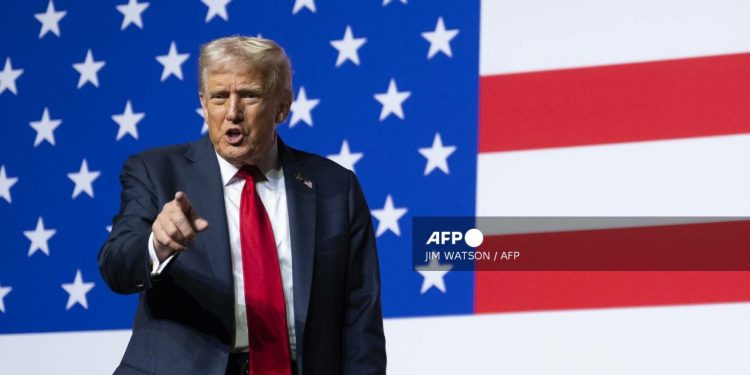 U.S. plans cash incentive for migrant teens