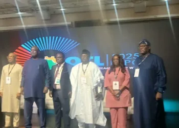 FG pledges support for Dangote Refinery expansion
