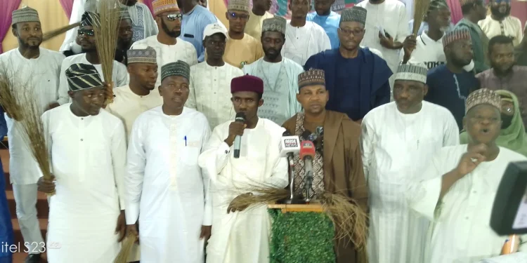 PDP candidate in Zamfara by-election defects to APC