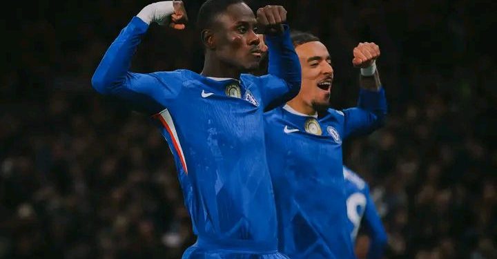Chelsea hold Arsenal to 1-1 draw despite red card