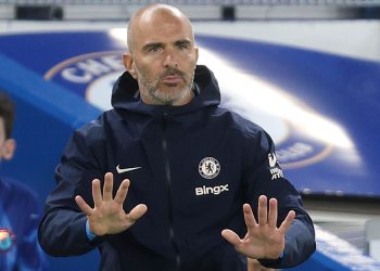 Rooney urges Chelsea leaders to challenge Maresca