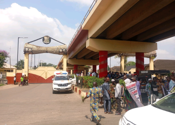 Ibadan residents protest road expansion