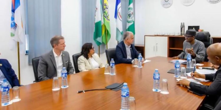 U.S. delegation arrives Nigeria to seek facts