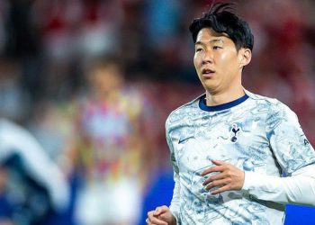 Woman goes to jail for blackmailing footballer with pregnancy
