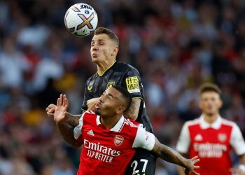 Arsenal posts emphatic win against Villa