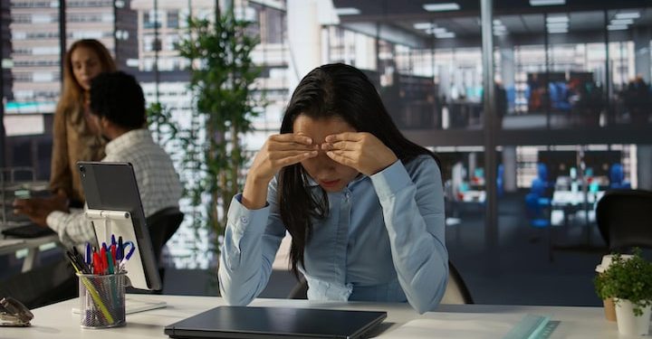 Spanish court rules against early arriving employee