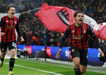 Bournemouth stuns Liverpool 3 – 2