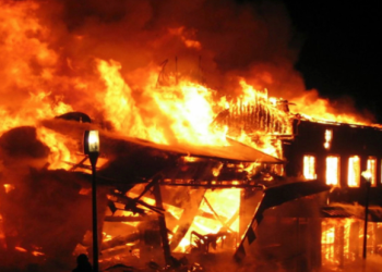 Fire guts Fatima Simra days after Singer inferno