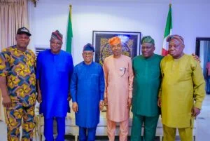 Minister of Marine and Blue Economy and Leader of the All Progressives Congress (APC) in Osun, Dr Adegboyega Oyetola (third from left) with some former members of the Osun State Assembly during a strategic meeting in the Minister’s country home in Iragbiji, Boripe Local Government Area, Osun.