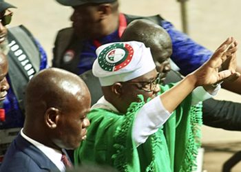 FCT Minister, Nyesome Wike greeting delegates at the PDP convention