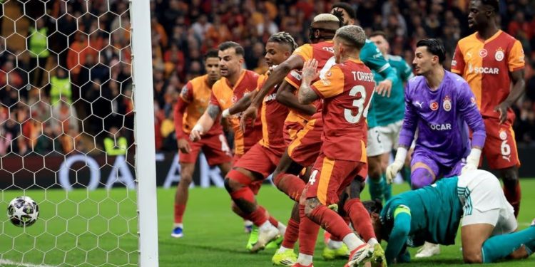 Osimhen fires Galatasaray to punish Liverpool